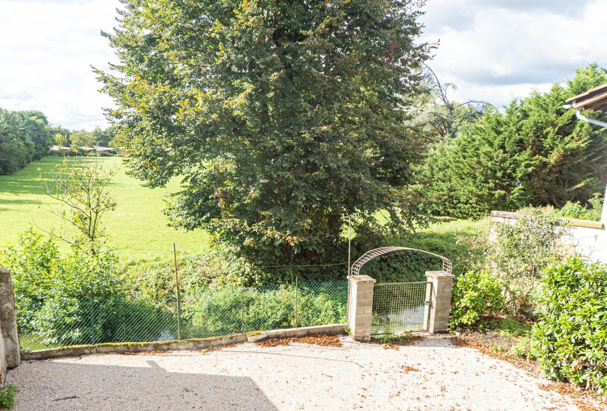 דירות Thoissey Escapade En Val De Saone מראה חיצוני תמונה